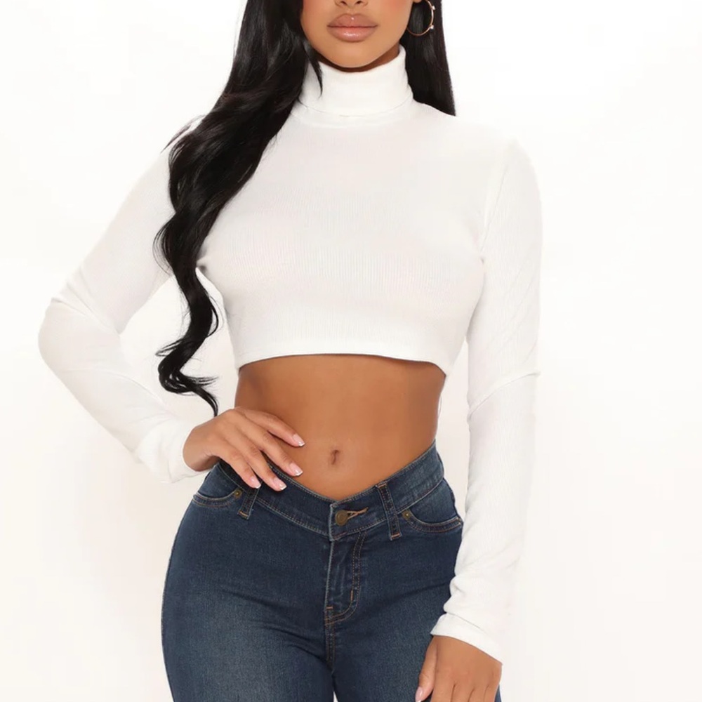 🆕 Fashion Nova Sunniva Cropped Turtle Neck Top in Off White